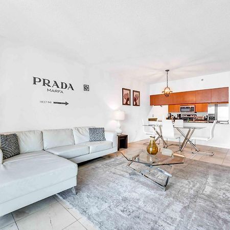 Modern 1 Bed In The Heart Of Brickell With Free Parking Apartment Miami Bagian luar foto