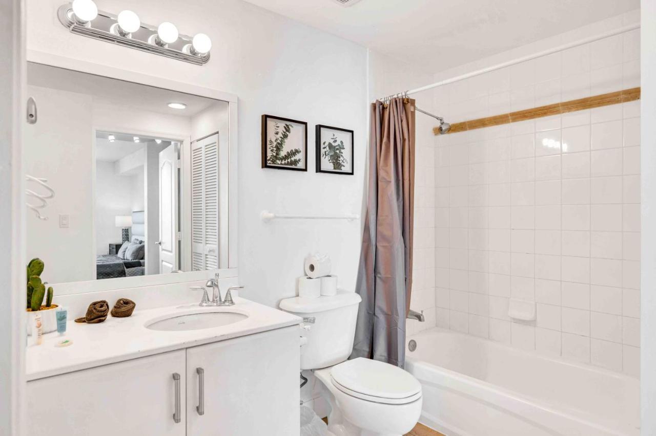 Modern 1 Bed In The Heart Of Brickell With Free Parking Apartment Miami Bagian luar foto
