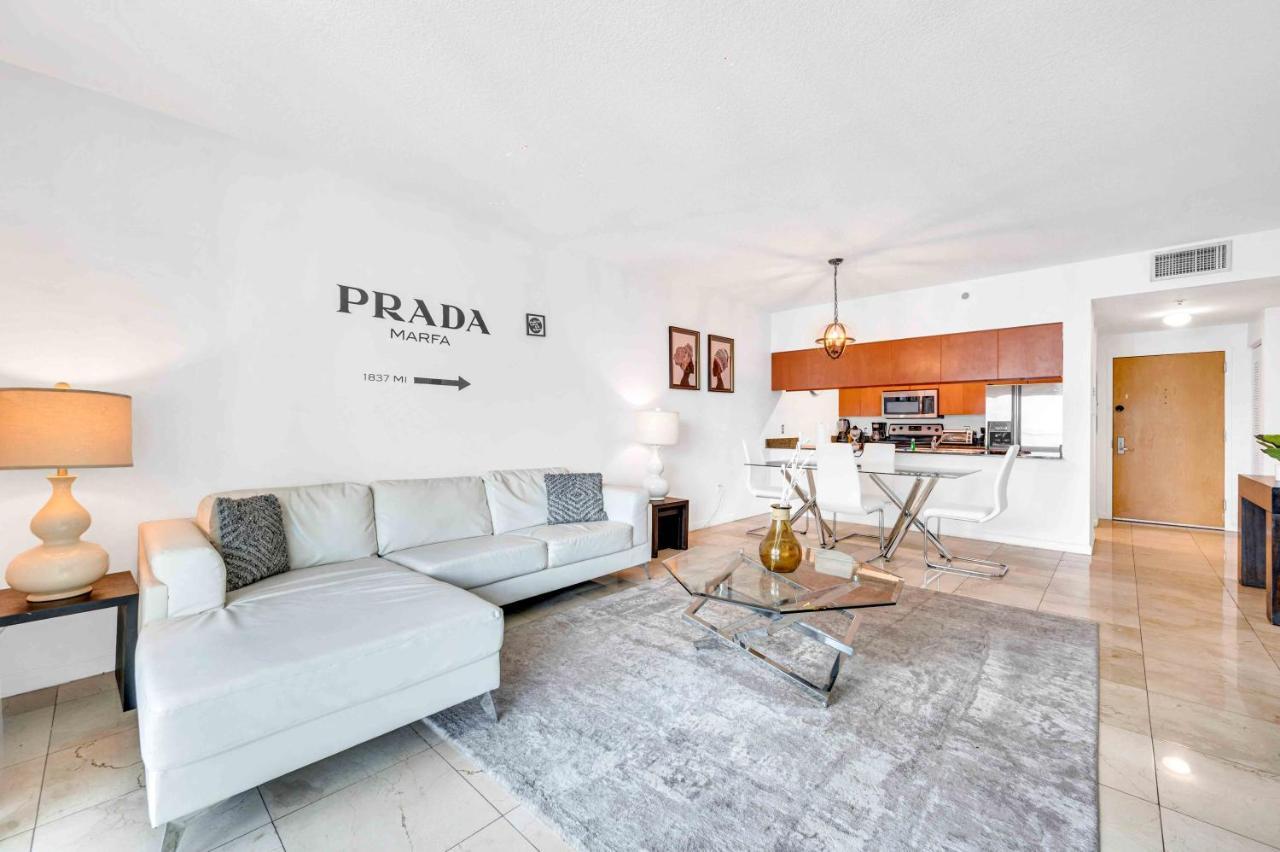 Modern 1 Bed In The Heart Of Brickell With Free Parking Apartment Miami Bagian luar foto