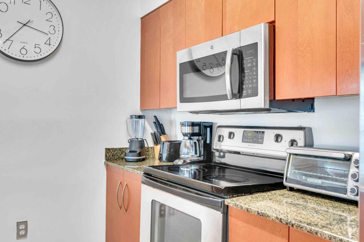 Modern 1 Bed In The Heart Of Brickell With Free Parking Apartment Miami Bagian luar foto